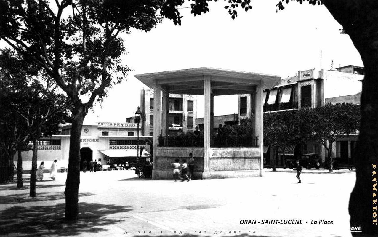 Oran - St Eugene - Place.jpg